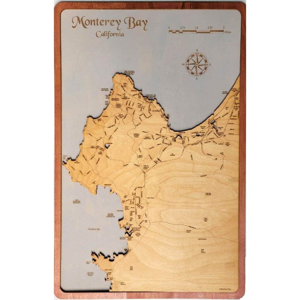 Monterrey Bay Cutting Edge Wood Map - (with Engraved Heart)